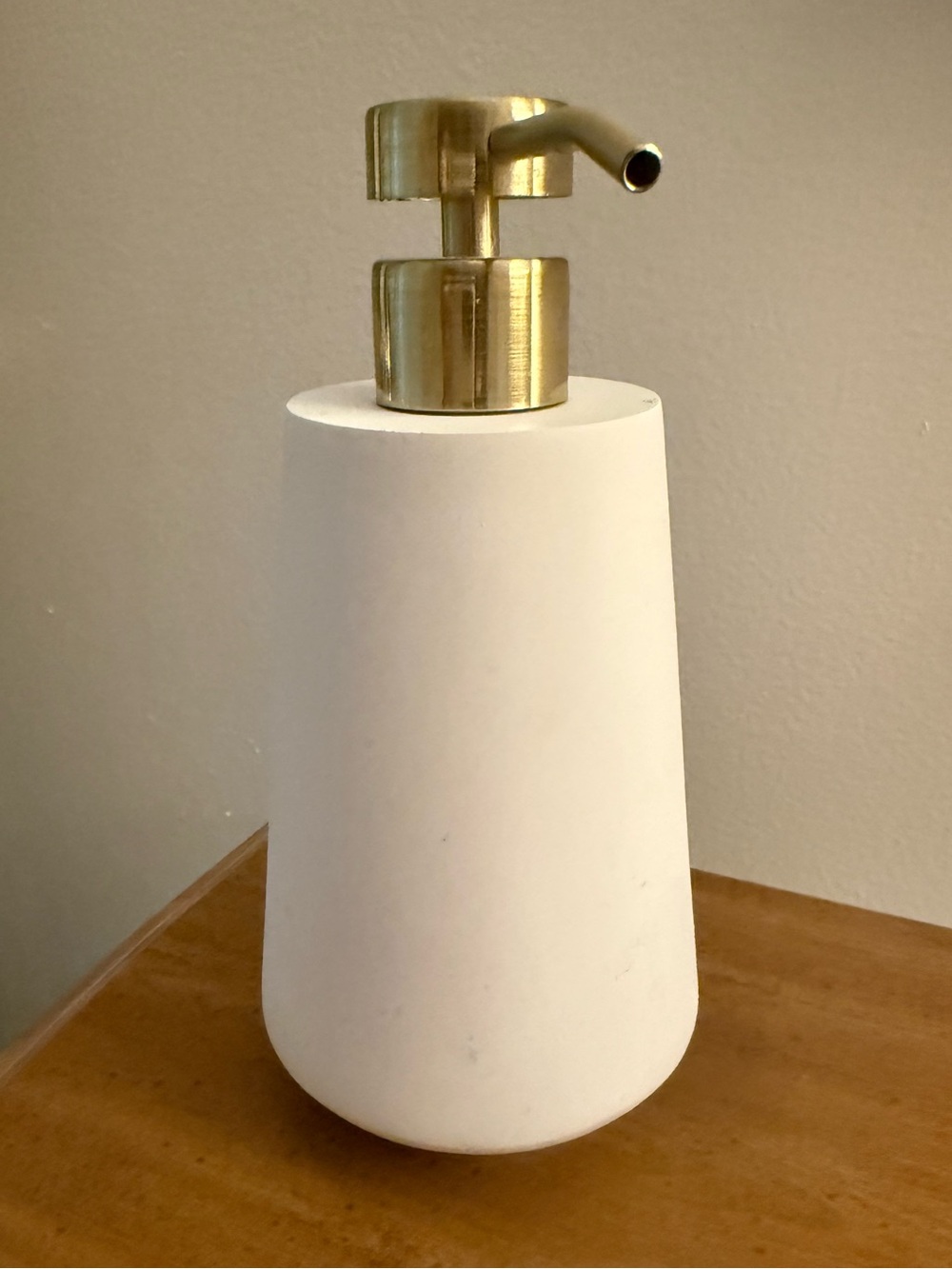 Matte White Ceramic Soap Dispenser with Brushed Gold Pump